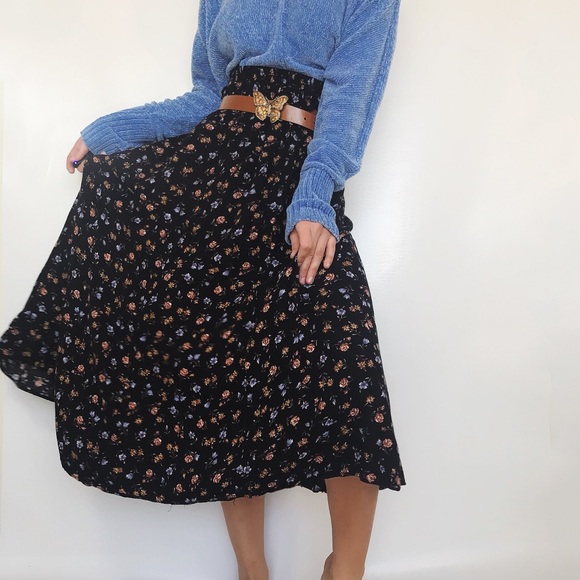 ❌SOLD❌ 2000s floral midi skirt - Picture 4 of 6